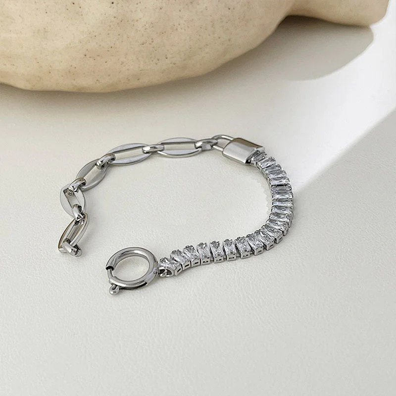 Popular Chain Design OT Buckle Inlaid Zircon Bracelet