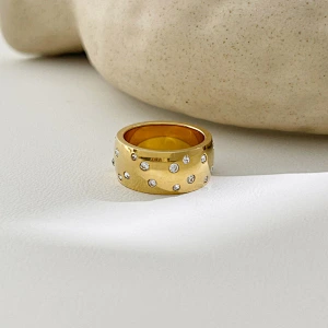Fashion Simple Titanium Steel Zircon Ring