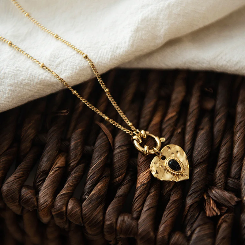 Chain Necklace Of Stainless Steel Embossed Heart Pendant