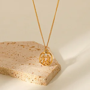 Fashion Hollow Zircon Pendant Necklace Jewelry