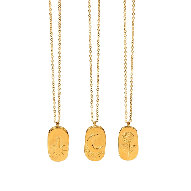 Fashion Simple Embossed Flower Pendant Necklace Women