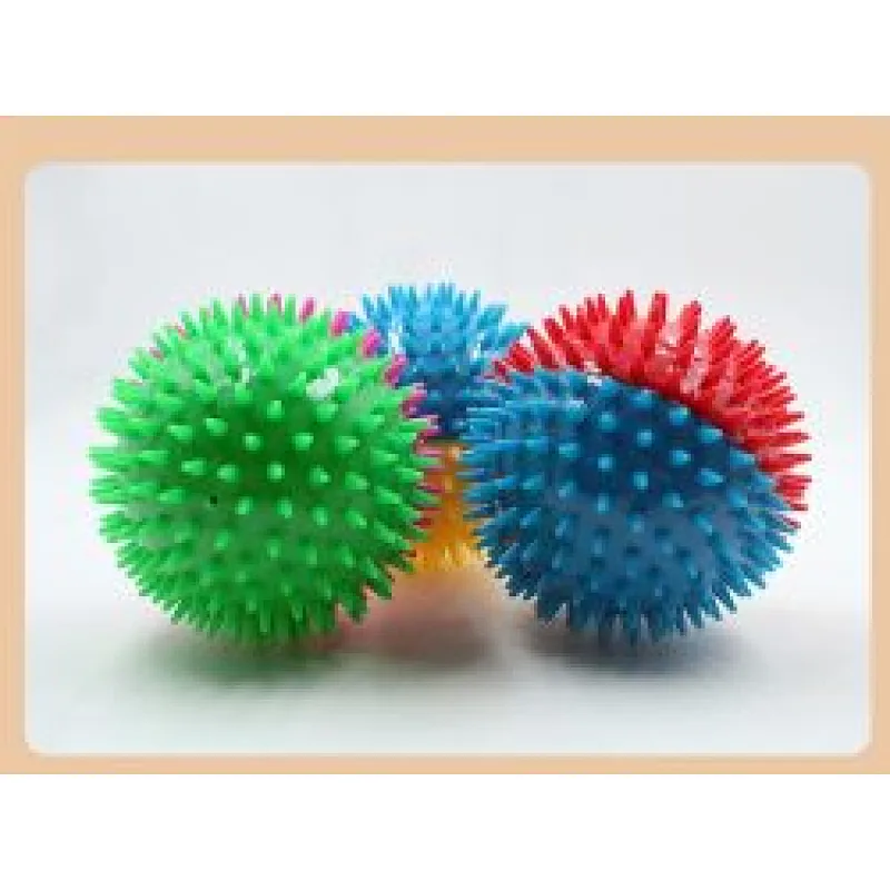 Bright Color Soft TPR Thorn Pet Kitten Chew Supplies Playing Squeaking Voice Activated Dog Spike Ball toys
