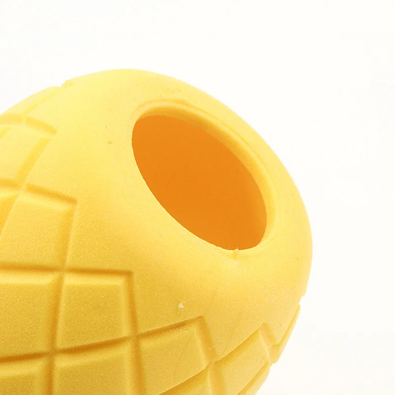 TPR pineapple Shape Chew Toys