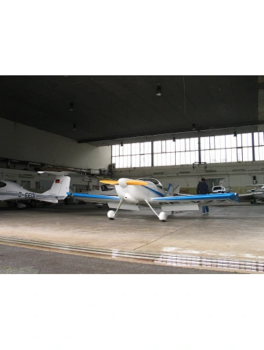 Steel structure aircraft hangar