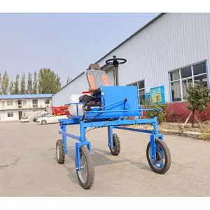 Self-propelled four-wheel sprayer
