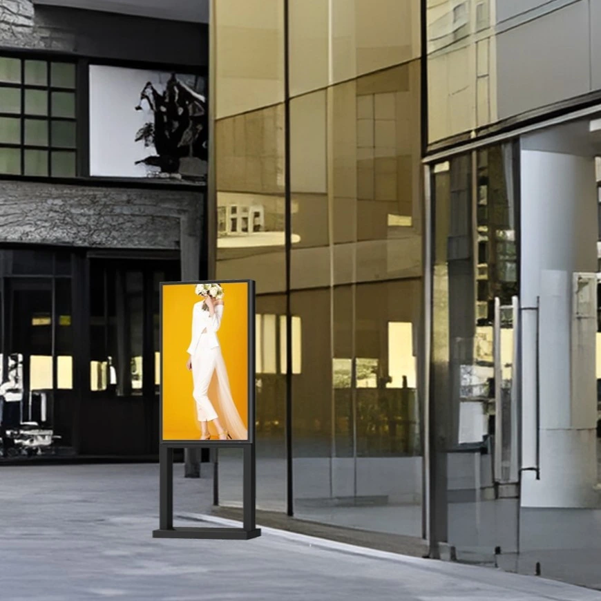 IP67 Outdoor Floor Standing Displays