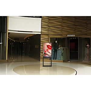 free standing outdoor digital signage
