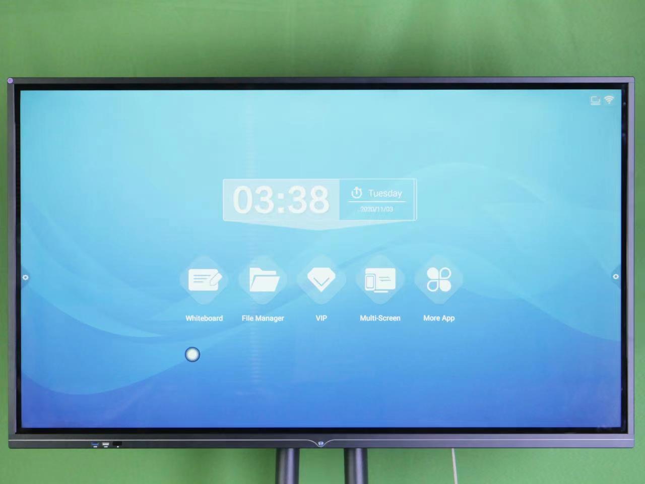 Smart boards Interactive displays digital signage for education