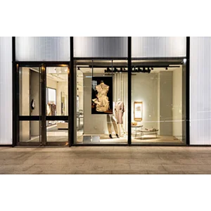 high brightness digital signage