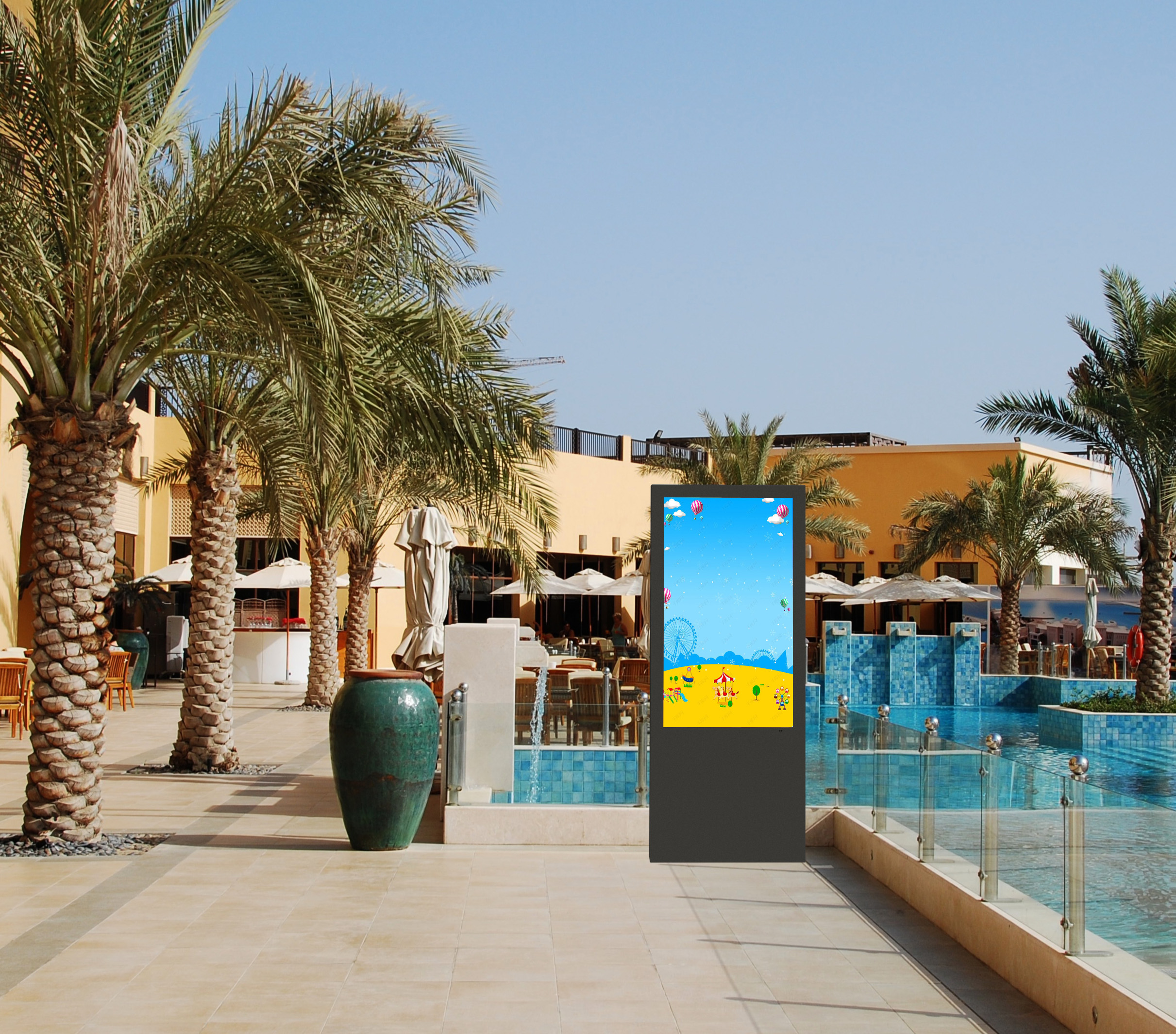Shopping Mall IP67 Outdoor Displays