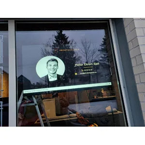 Single Sided High Brightness window facing displays