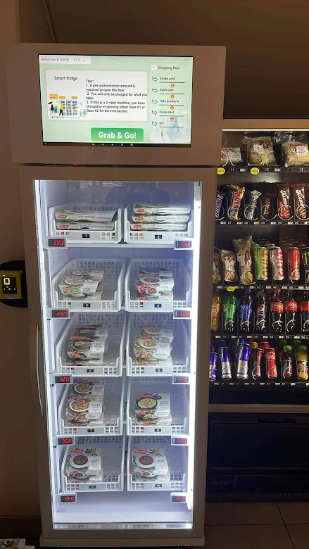 Estonia: Meal box vending machine in Estonia