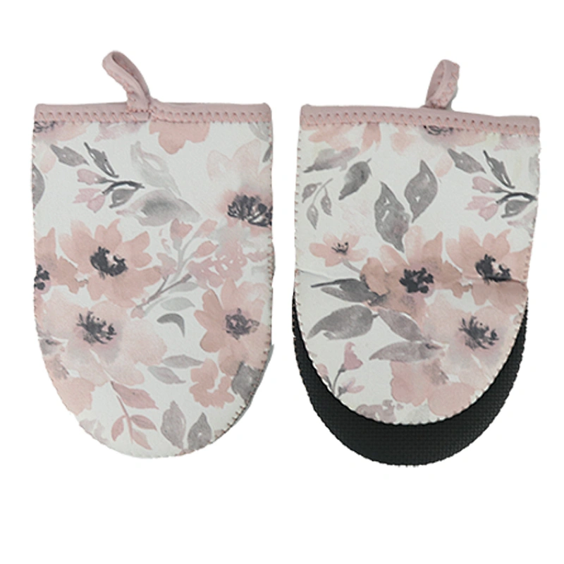 Neoprene cute oven mitts
