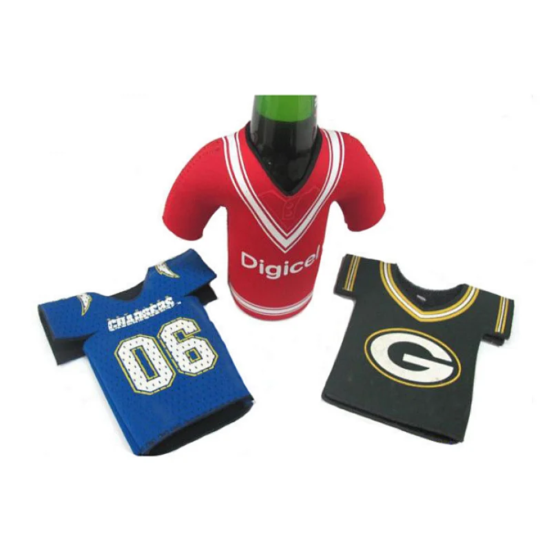 2021 hot selling neoprene new design red shirt wine bottle cooler promotional
