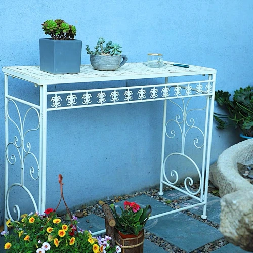 Patio Potting Table
