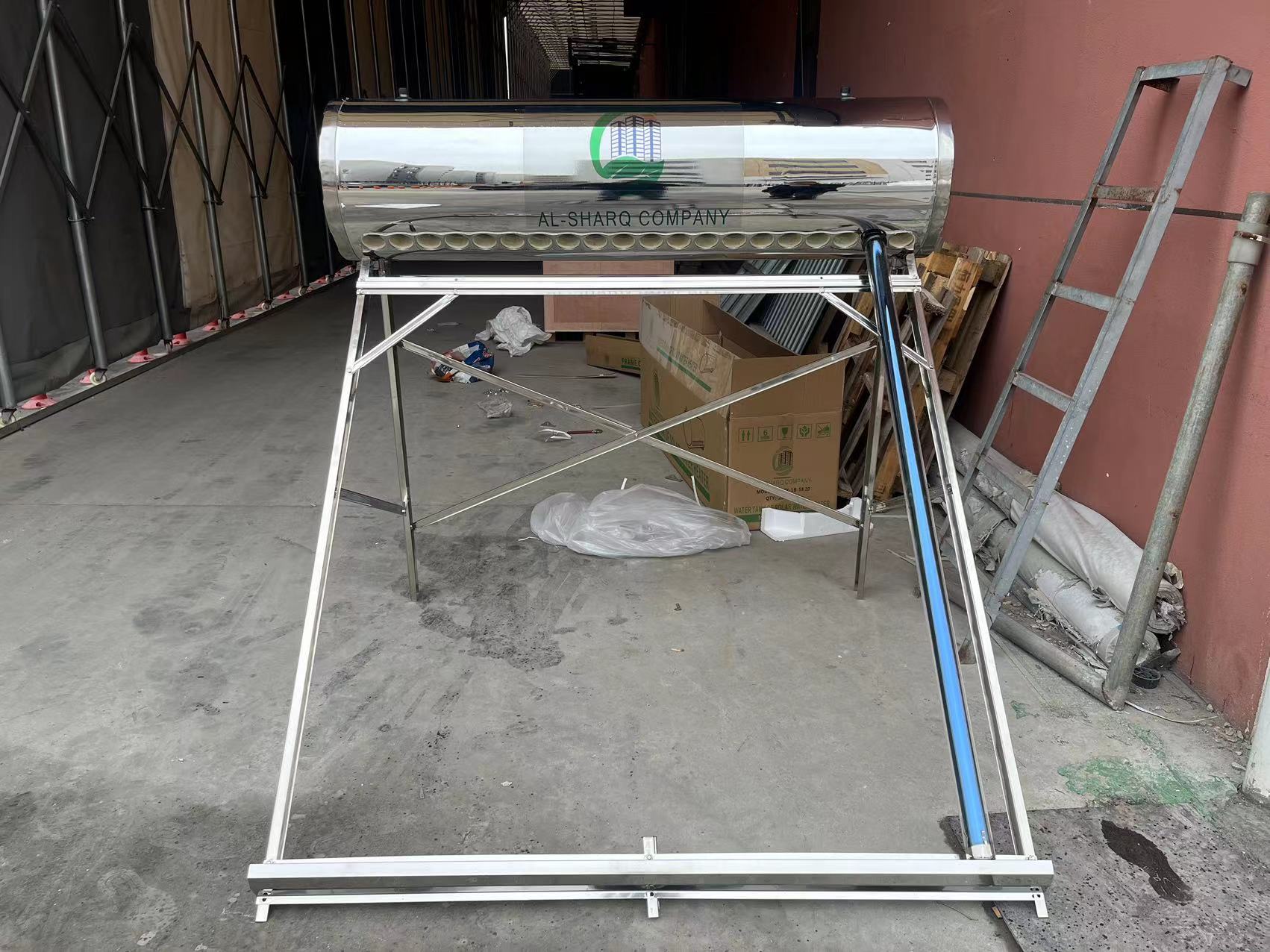 SUNSEEKER SolarThe solar water heater has passed customer inspection