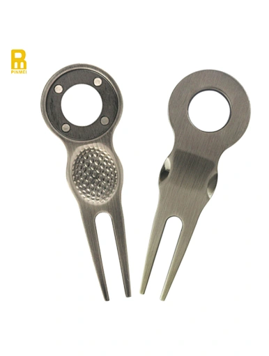 metal divot tool