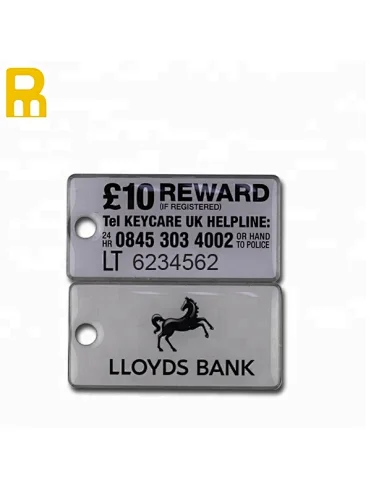 Hot selling custom creative metal key tag qr code keychain