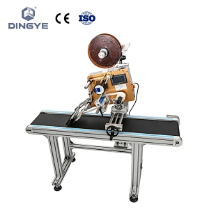 Automatic labeling machine
