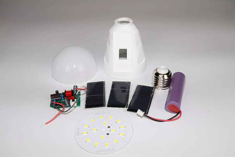 Solar emergency led bulb