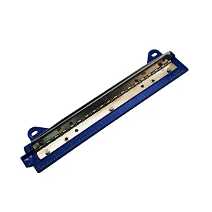 3 holes paper punch
