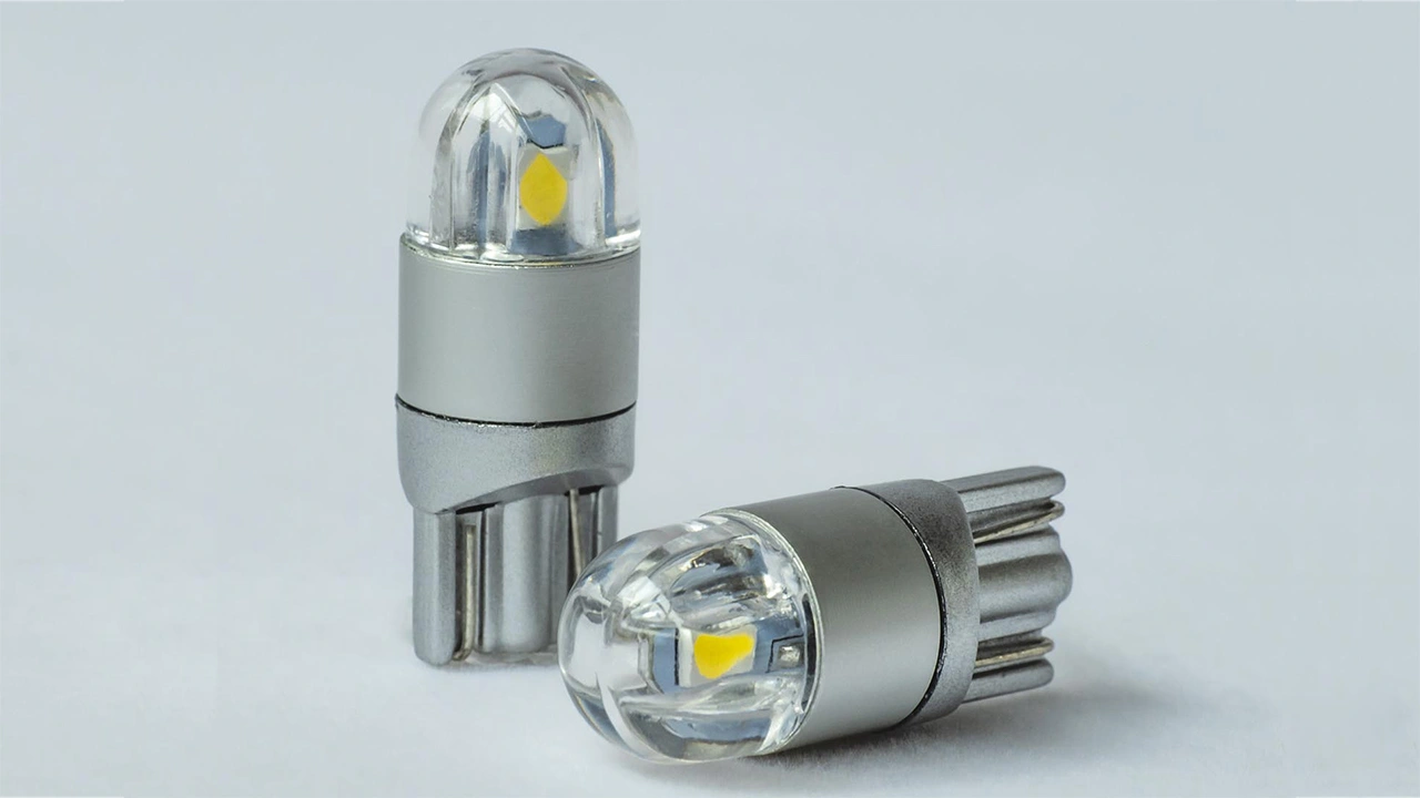 t10 w5w automotive bulb