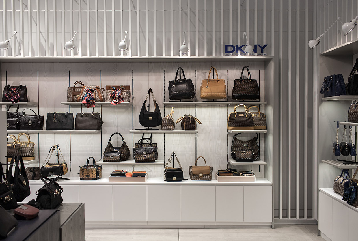 designer handbag shop