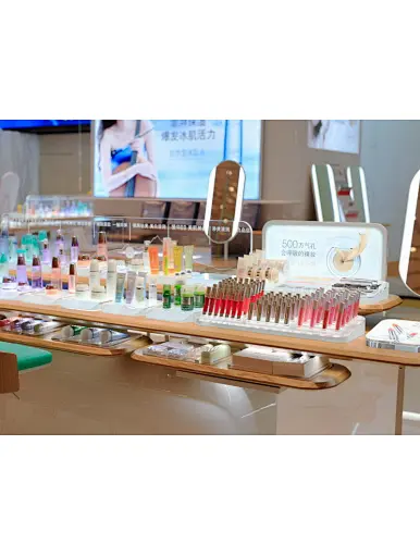 cosmetic shop design ideas