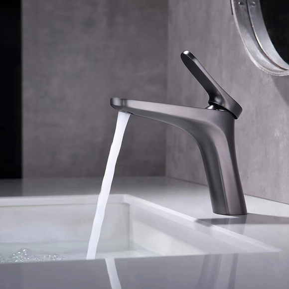 brass bathroom faucets