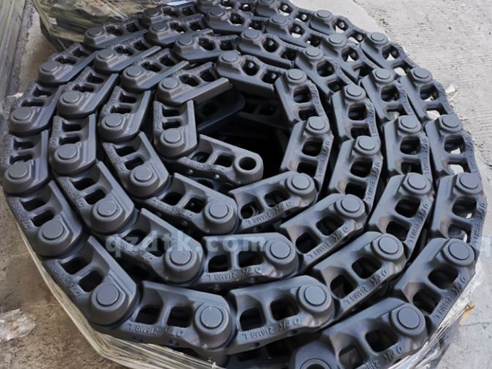 E345 1504780 Excavator Track Chain undercarriage track chain