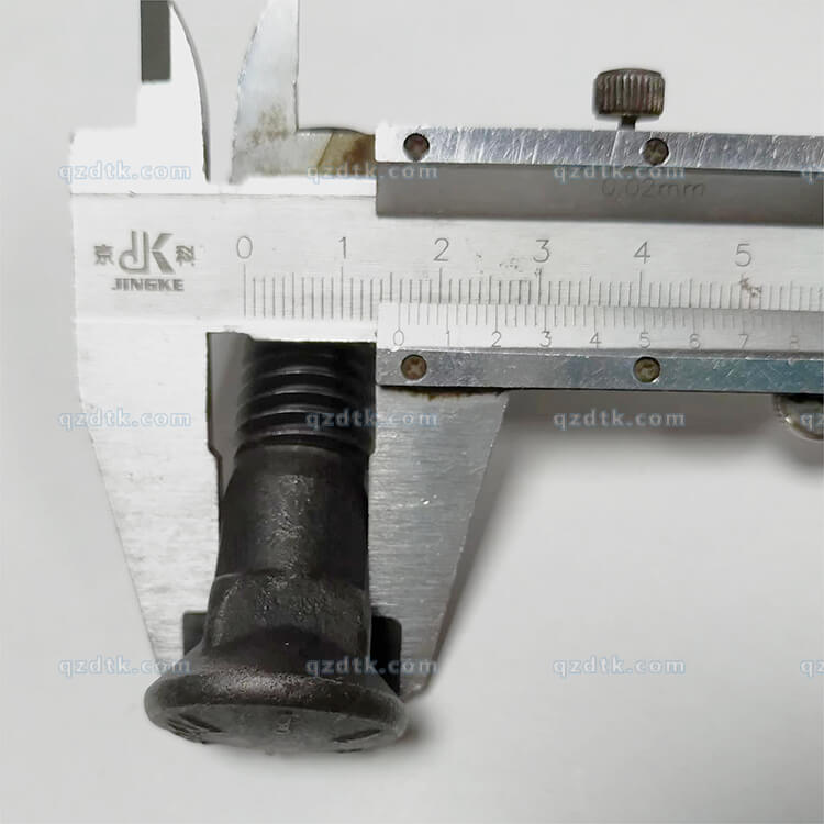 4F3657 4K0367 5 8 cutting edge bolts and nuts