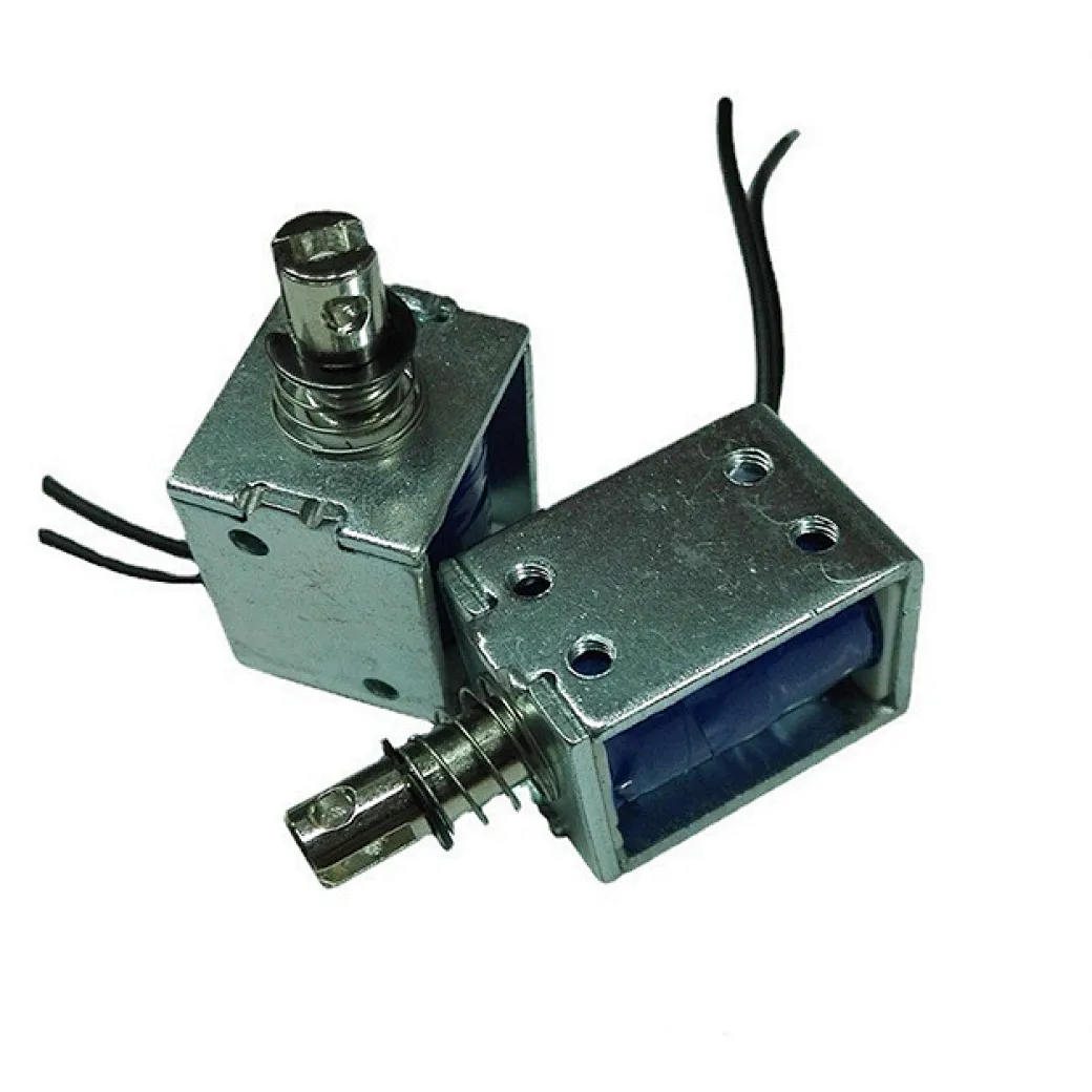Magnetic solenoid connector