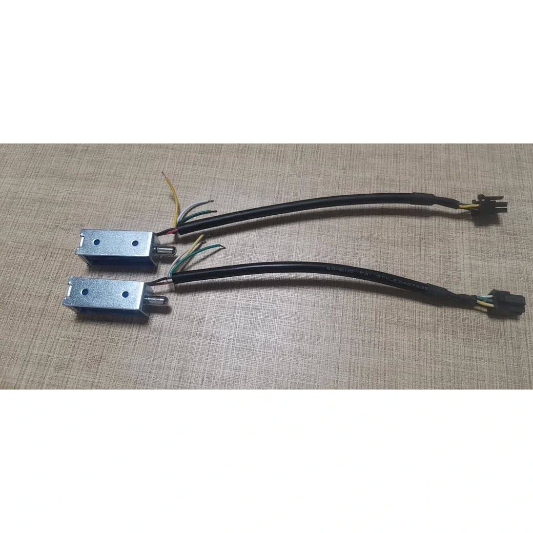 Magnetic solenoid connector