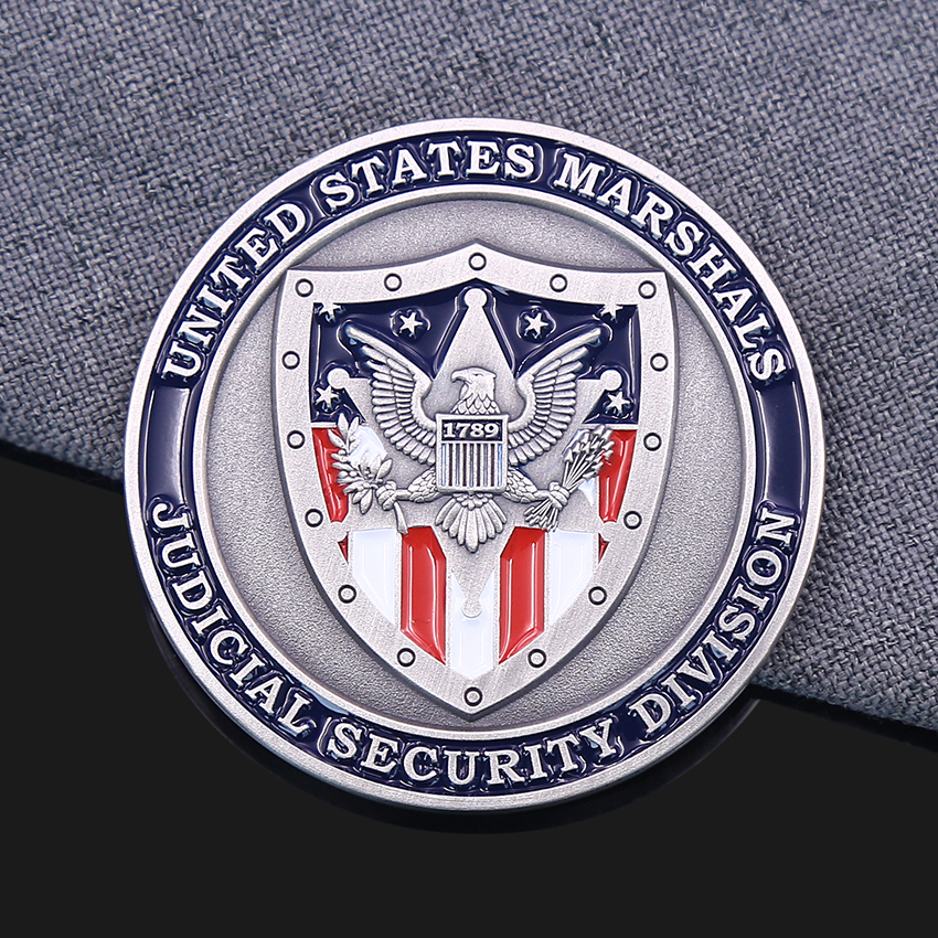 custom challenge coins