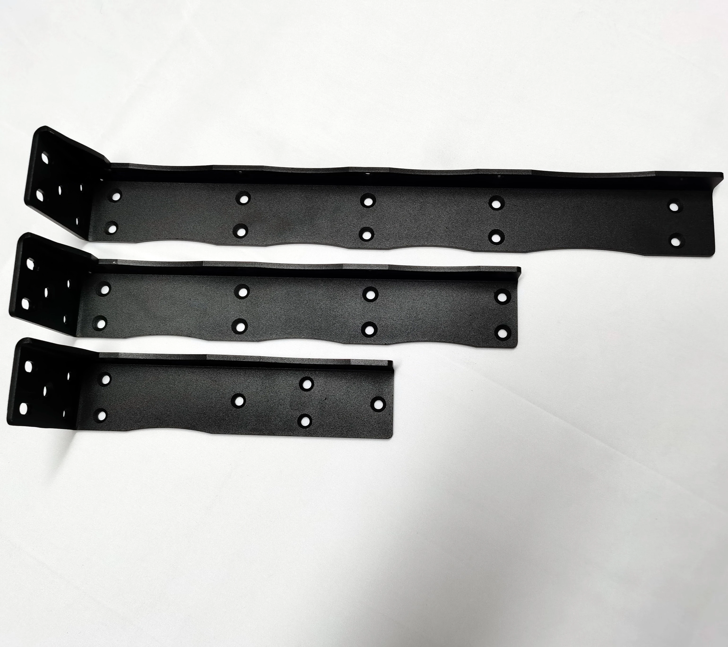 Black Steel Shelf Bracket for Wood Shelving - Buy black steel shelf bracket, schwarze Metallbügel, Wandhalterungen aus schwarzem Metall Product on Surealong
