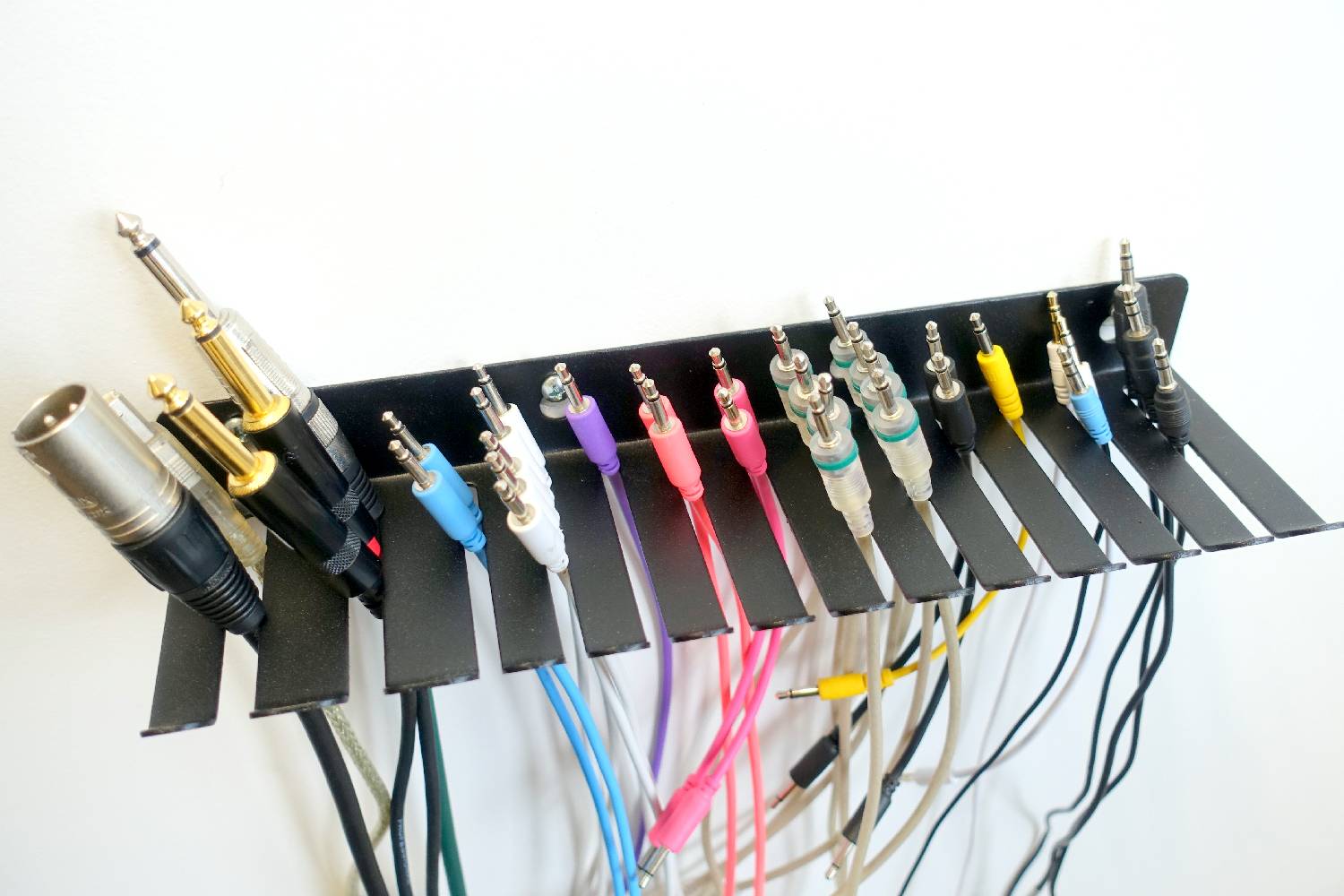 Wall Mountable Network Electric Cable Test Lead Holder 10 Slots Organizer Hanger  - Buy studio cable hanger, cable hanger hook, cable hooks for wall Product on Surealong