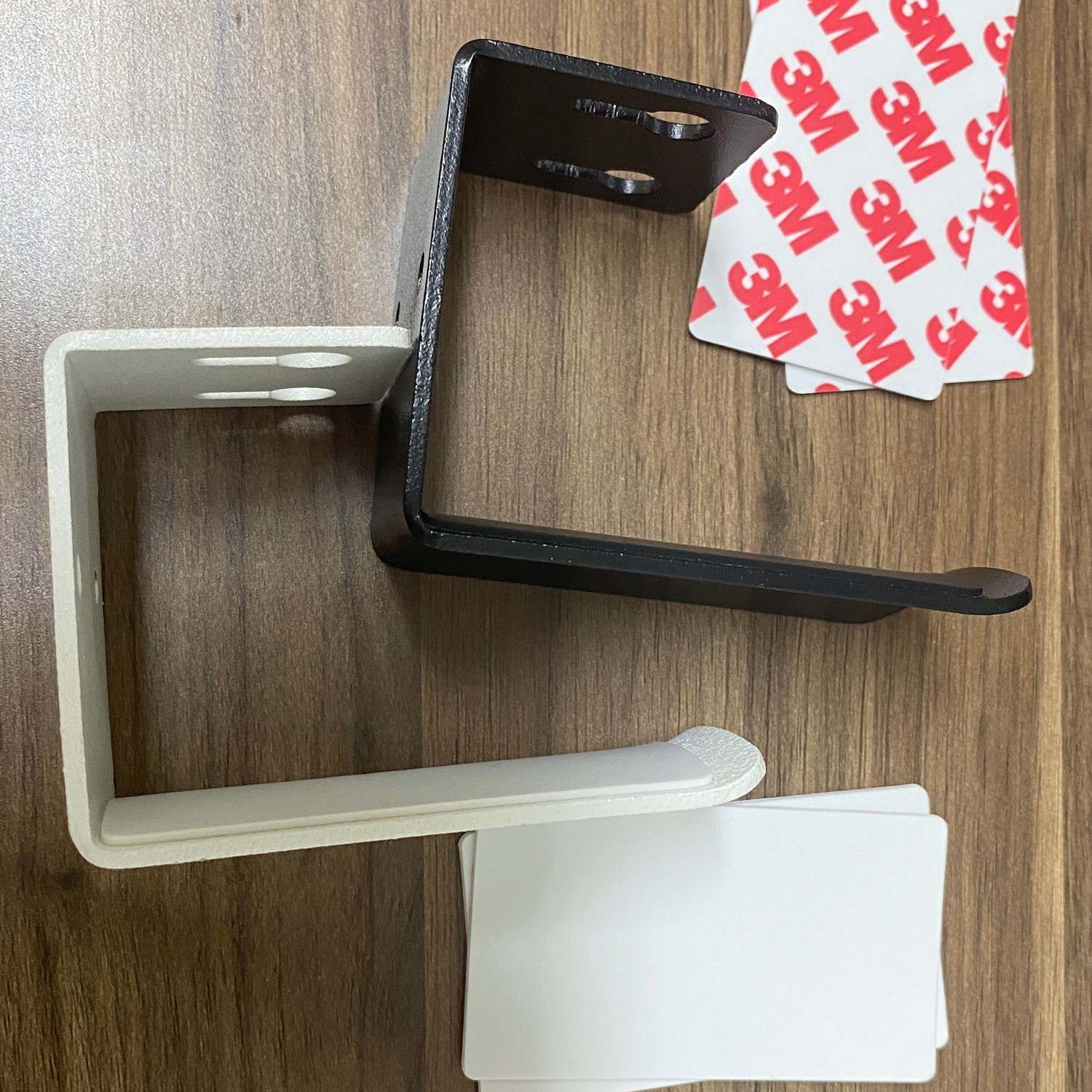 desk headphone hanger