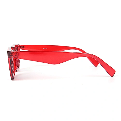 oversized sunglasses
