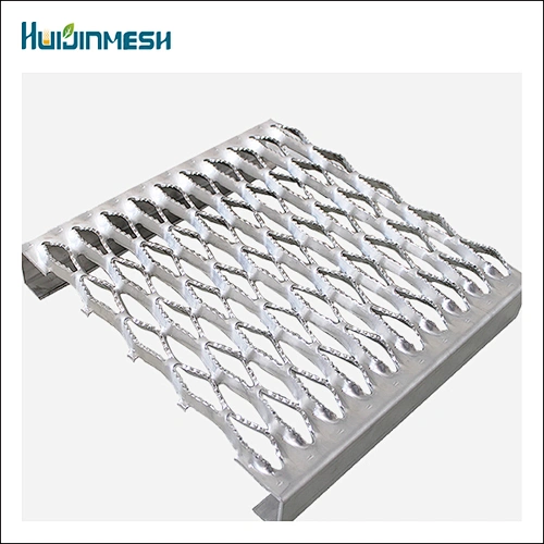 Custom Metal Traction Tread Grating