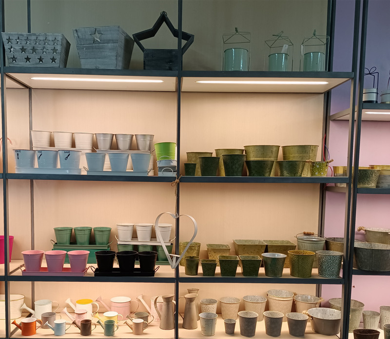 metal plant pot wholesale