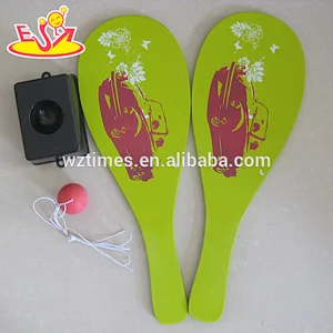 Wholesale top quality wooden beach paddle ball benefits to kids' body W01A105