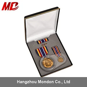 High Qualitity Graduation plated medallion