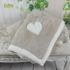 100% Polyester Hot Selling Double Layer Thick Sherpa Fleece Embroidery Heart Blanket