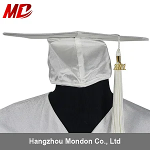 OEM Shiny White Graduation Gown Disposable for Child