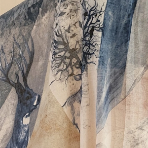 2020 latest design female autumn and winter antelope printing cotton spinning ladies shawl fashion scarf
