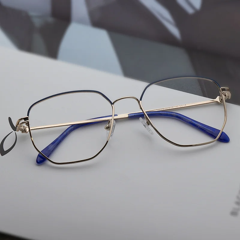 Meeshow Titanlegierung Brillenrahmen Frauen Verschreibungspflichtige Brillen Neue koreanische Myopia Optische Rahmen Europa Mode Brillen 6935