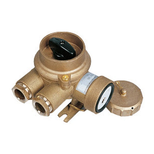 CZKH202 HNA 10A/16A Marine Brass Socket With Switch