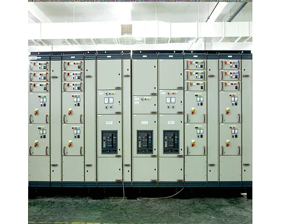 low voltage switchboard of withdrawable type