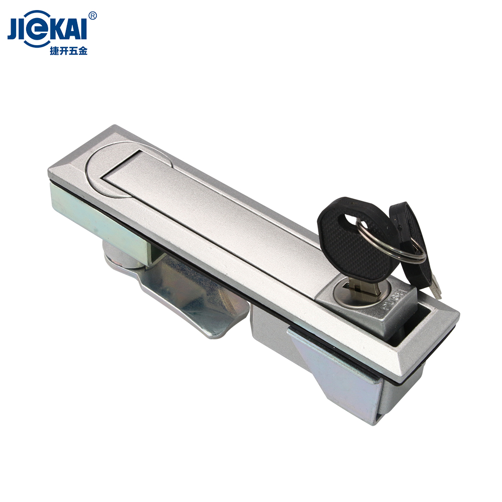 Swing handle lock