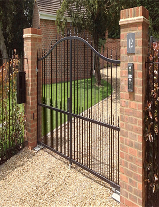 double swing gate